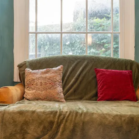 Apartment 1bdr 1ba Flat On Vibrant Gloucester Road *