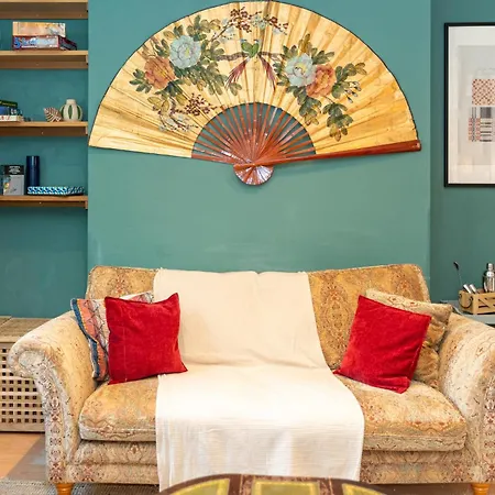 Apartment 1bdr 1ba Flat On Vibrant Gloucester Road