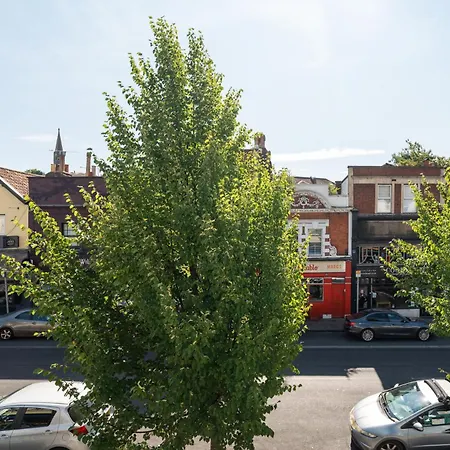 1bdr 1ba Flat On Vibrant Gloucester Road